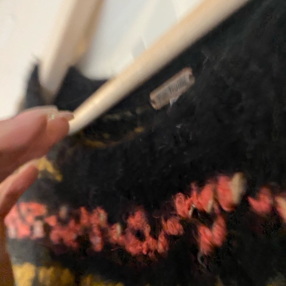 Sweater - Picture 2 of 2